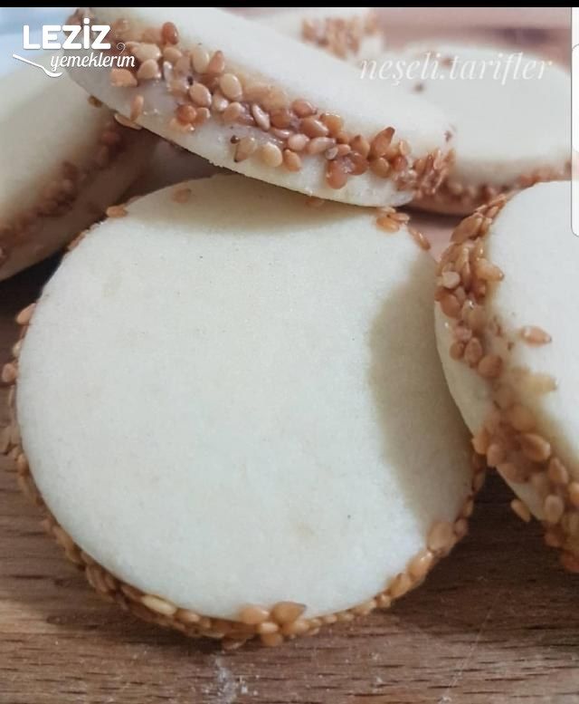 Susam Mantolu Kurabiye