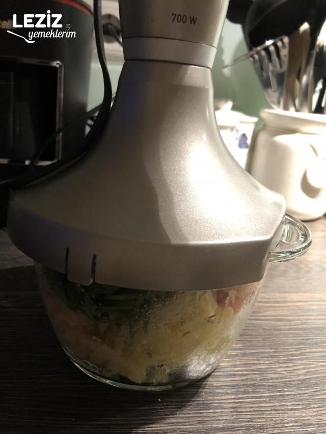 Patatesli Somon Köftesi