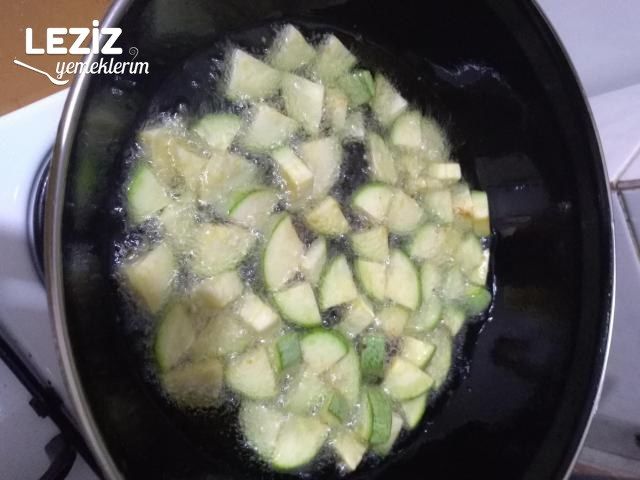 Şakşuka Nasıl Yapılır?