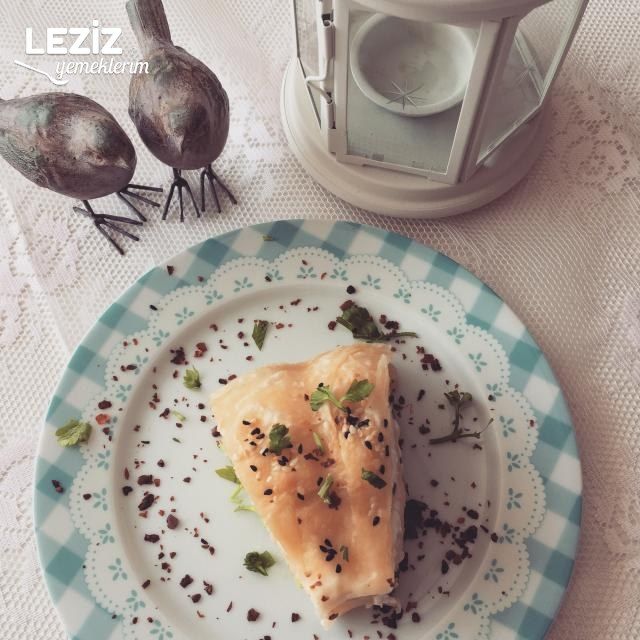 Kek Kalıbında Börek