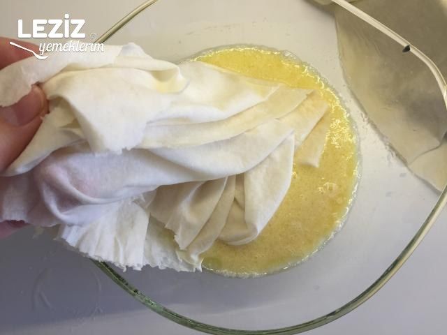 Kek Kalıbında Börek