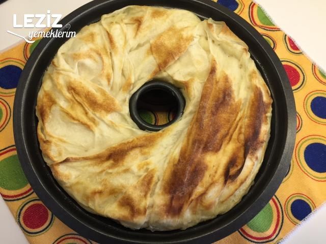 Kek Kalıbında Börek
