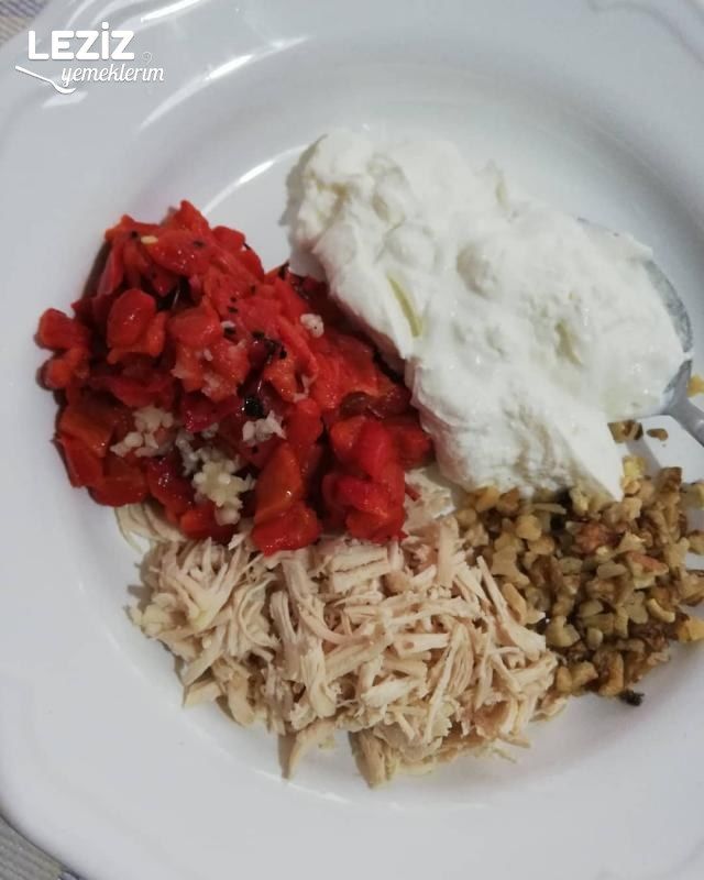 Tavuklu Patlıcan Sarma