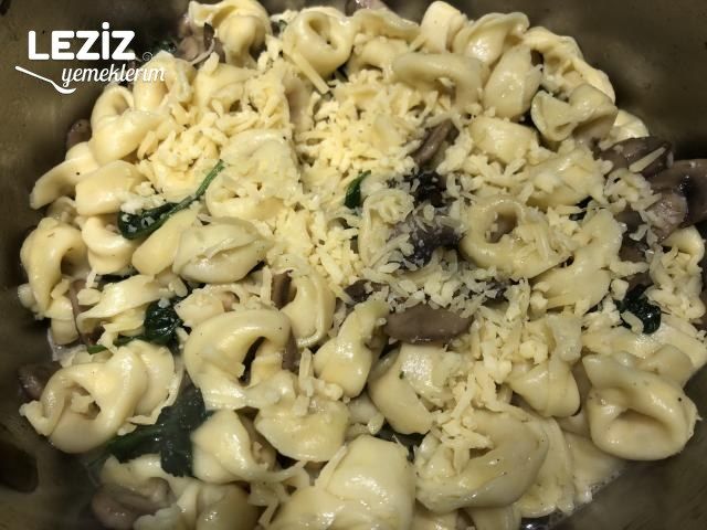 Ispanaklı Mantarlı Tortellini