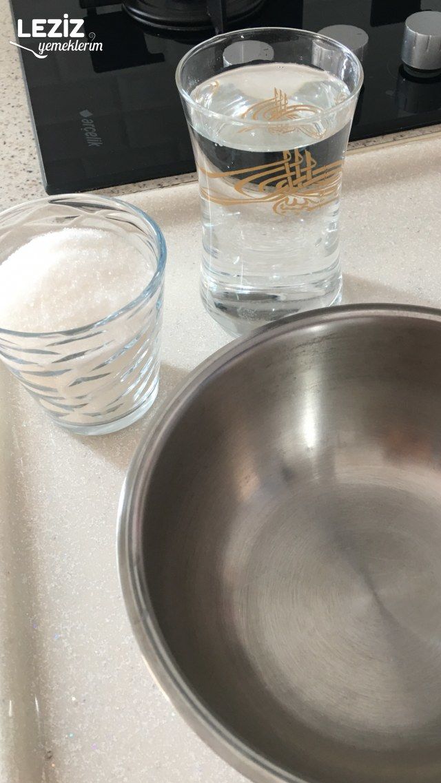 Kayısı Soslu Etimek Tatlısı