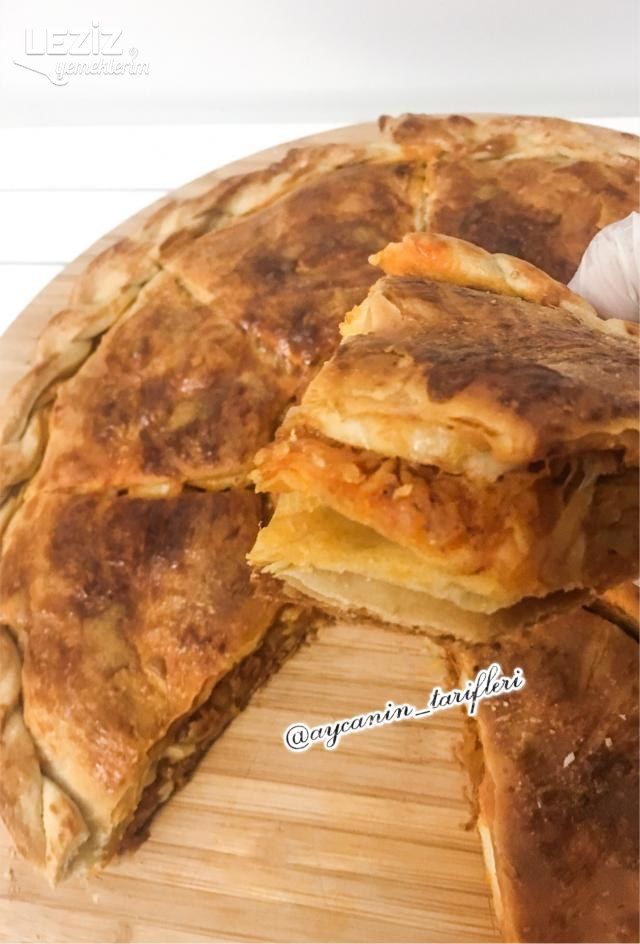 Patatesli Ve Çerkes Peynirli Börek