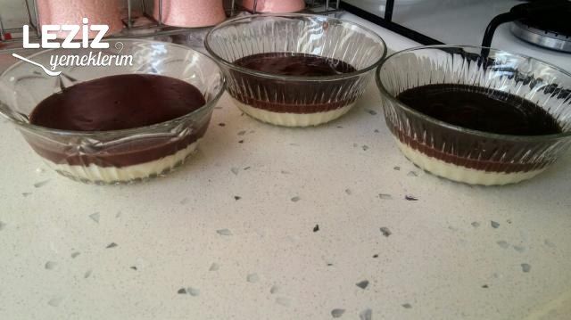 2 Renkli Sütlü Tatlı