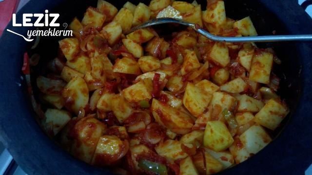 Sebzeli Patates Yemeği