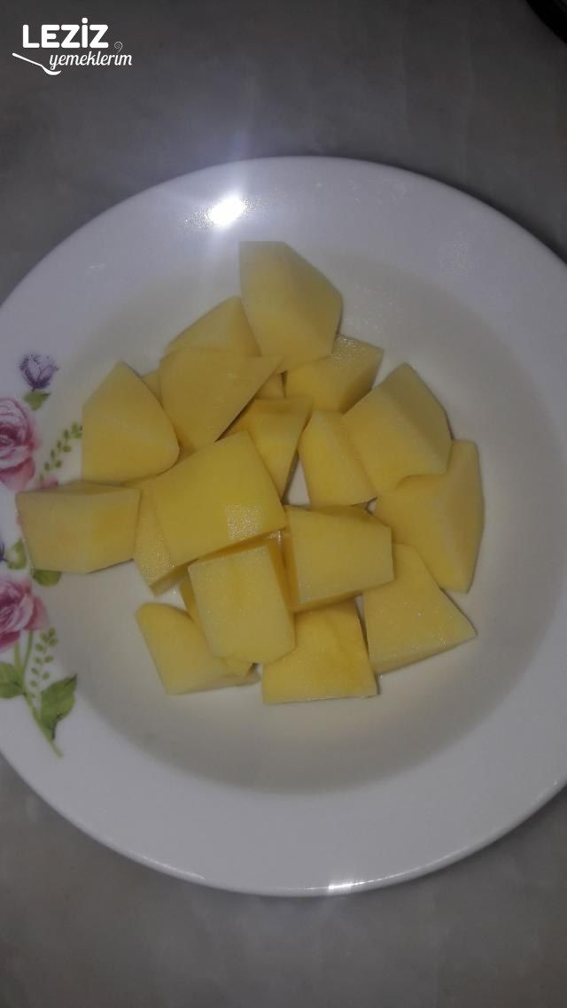 Mercimek Çorbası (Havuçlu Ve Patatesli)