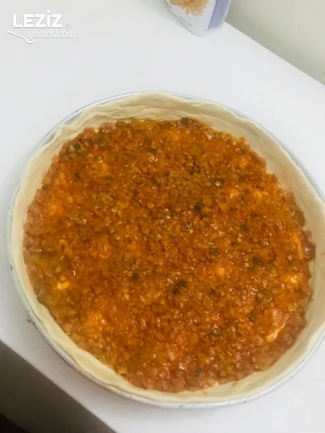 Pırasalı Arnavut Böreği