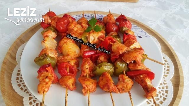 Fırında Nefis Tavuk Çöp Şiş Tarifi
