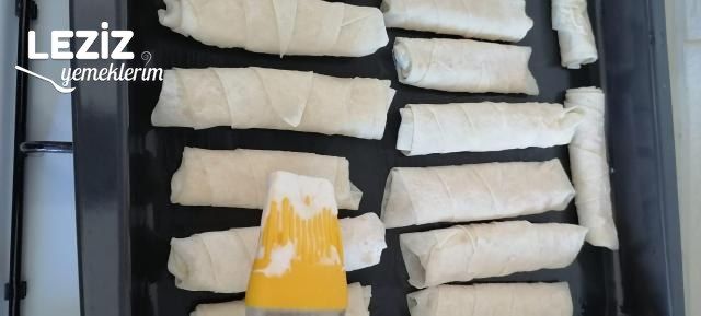 Unlu Sirkeli Çıtır Börek Tarifi