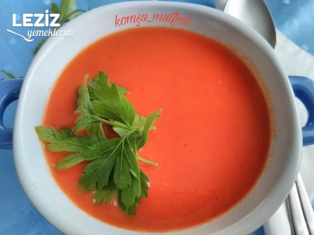 Közlenmiş Biber Çorbası