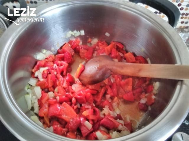 Közlenmiş Biber Çorbası