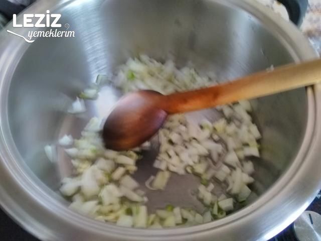 Közlenmiş Biber Çorbası