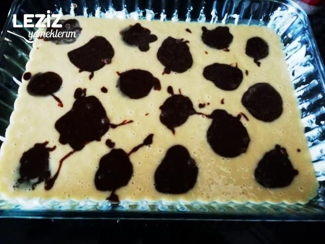 İki Renkli Nemli Kek