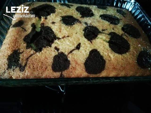 İki Renkli Nemli Kek