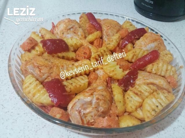 Soslu Patatesli Tavuk Bagetler