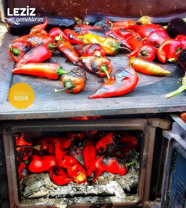 Lutenitsa (Kahvaltılık Sos) Nasıl Yapılır