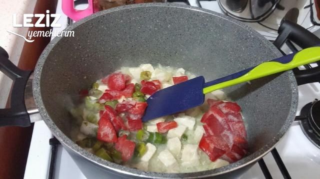 Tavuklu Ispanak Graten