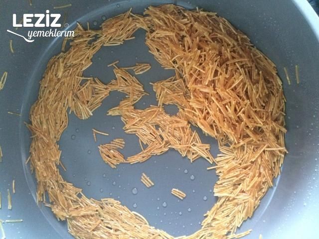 Tel Şehriyeli Bulgur Pilavı Yapımı