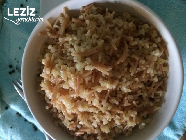 Tel Şehriyeli Bulgur Pilavı Yapımı