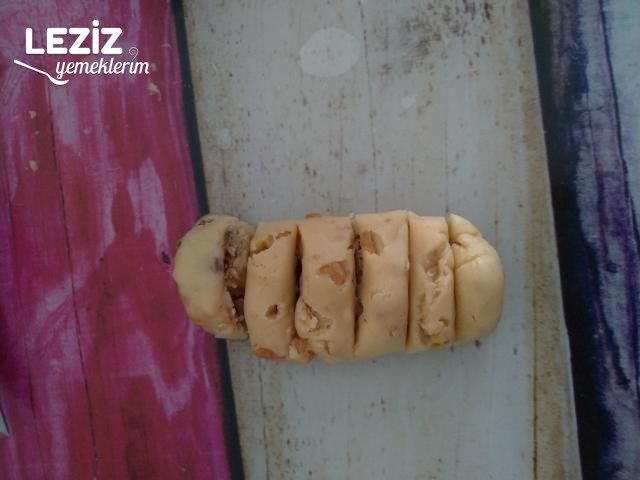 Kayısılı İncirli Cevizli Kurabiye