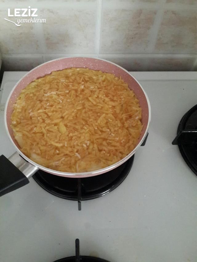 Altın Gibi Kızaran Patates Tava