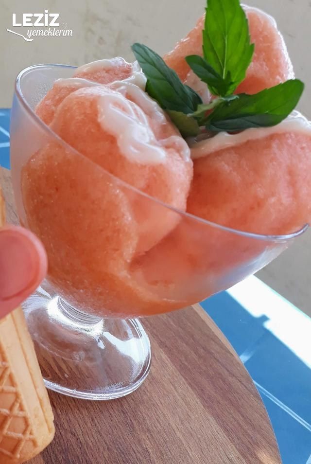 Şeftali Sorbe (Şerbetli Limonlu Eşsiz Lezzetiyle)