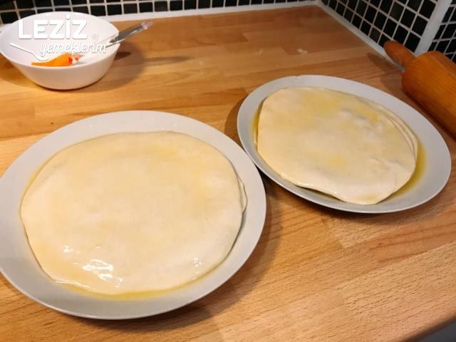 Çıtır Çıtır El Açması Peynirli Börek (Favoriniz Olacak)