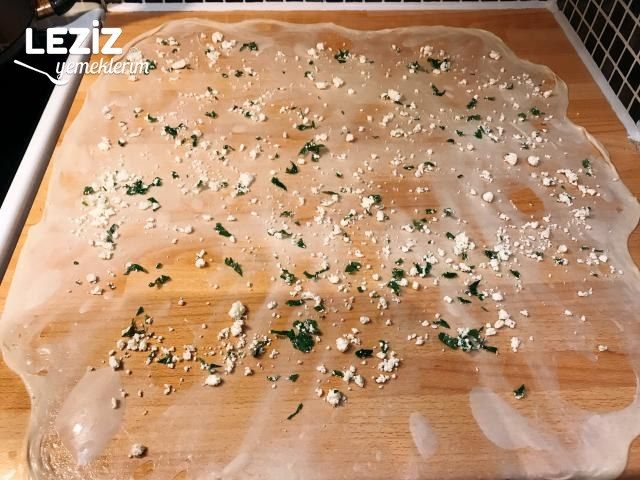 Çıtır Çıtır El Açması Peynirli Börek (Favoriniz Olacak)
