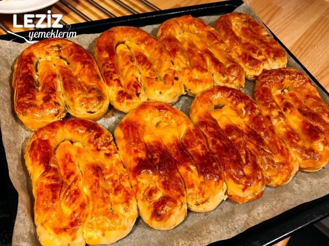 Çıtır Çıtır El Açması Peynirli Börek (Favoriniz Olacak)