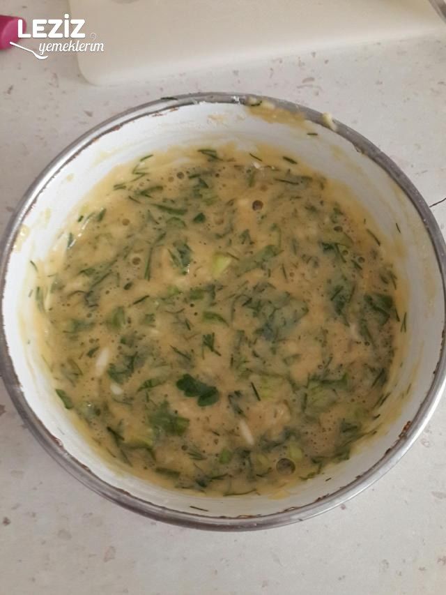 Börek Tadında Omlet (Harika Lezzet)