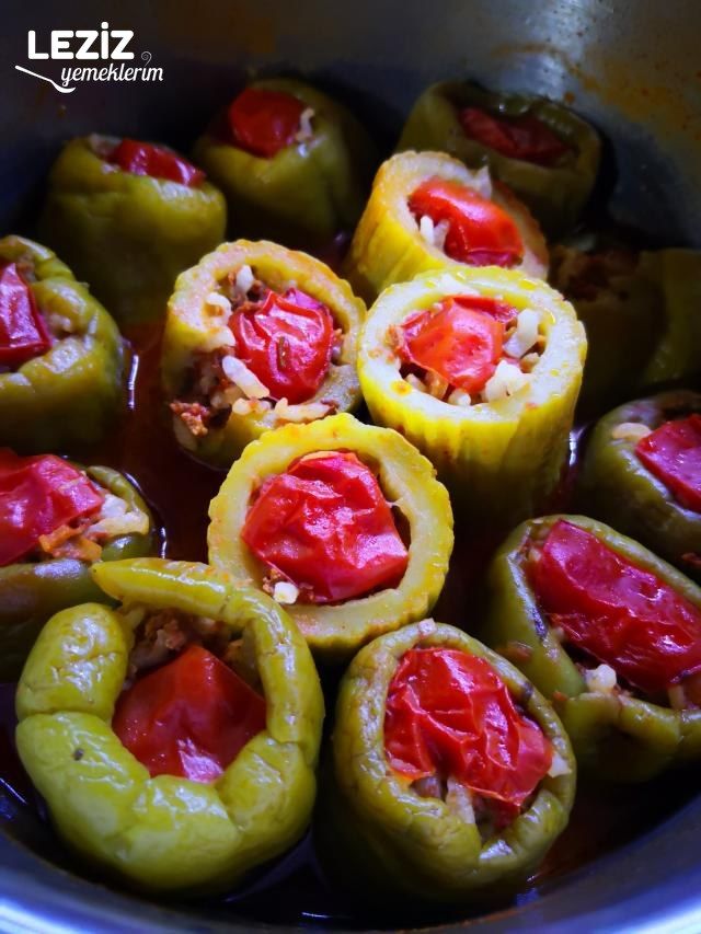 Kıymalı Kabak Biber Dolması