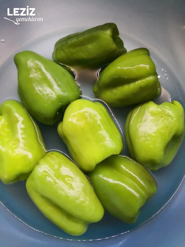 Kıymalı Kabak Biber Dolması