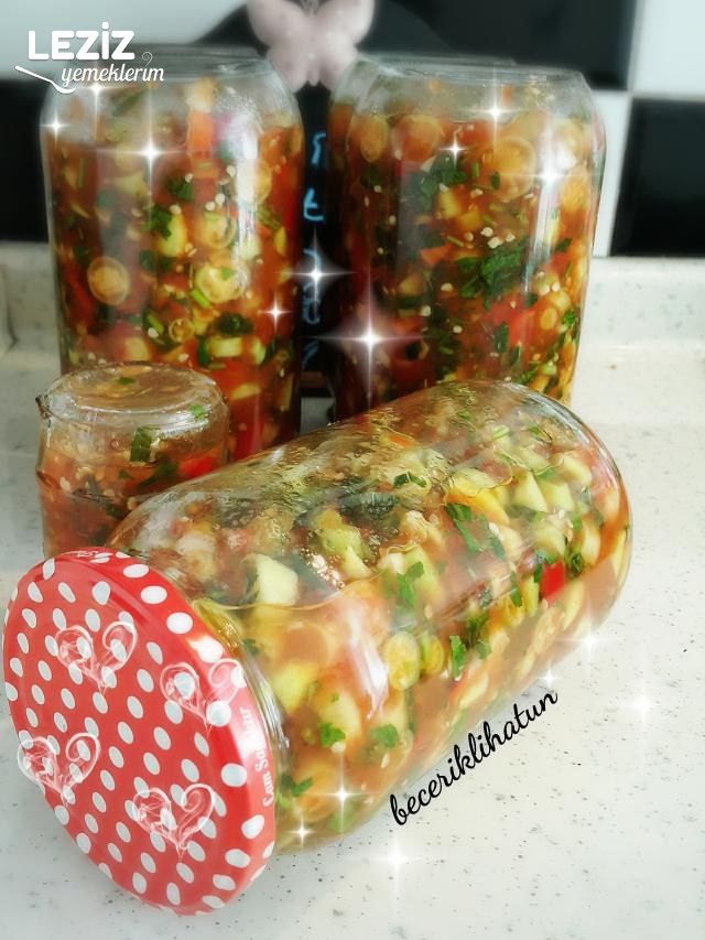 Soslu Otlu Acılı Kıyma Biber Turşusu