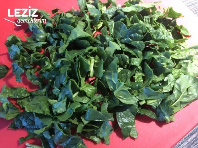 Keçi Peynirli Elmalı Salata