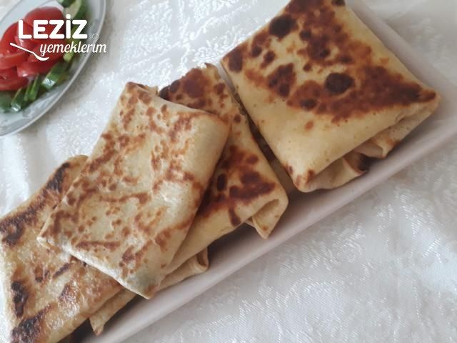 Sucuklu Kaşarlı Krep Bohçası