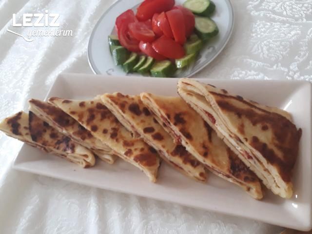 Sucuklu Kaşarlı Krep Bohçası