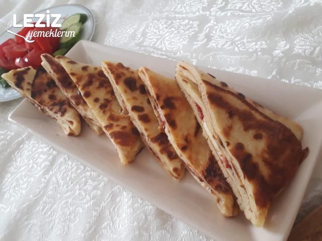 Sucuklu Kaşarlı Krep Bohçası