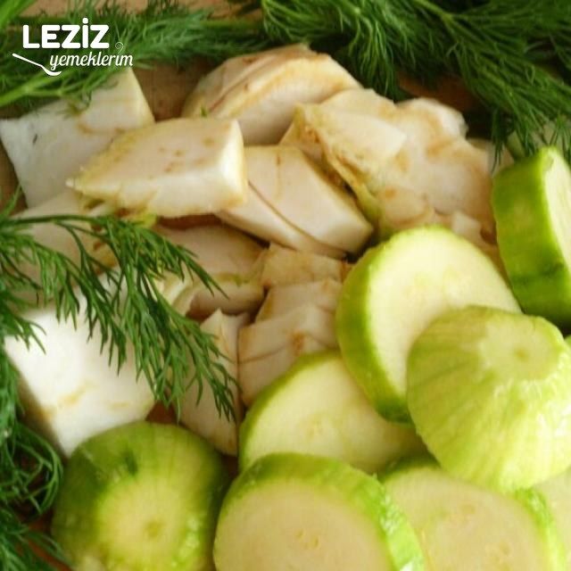 Kinoalı Sebze Çorbası