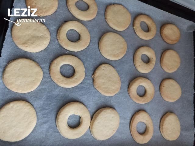 Marmelatlı Linzer Kurabiye Tarifi