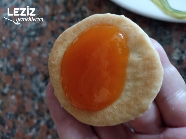 Marmelatlı Linzer Kurabiye Tarifi