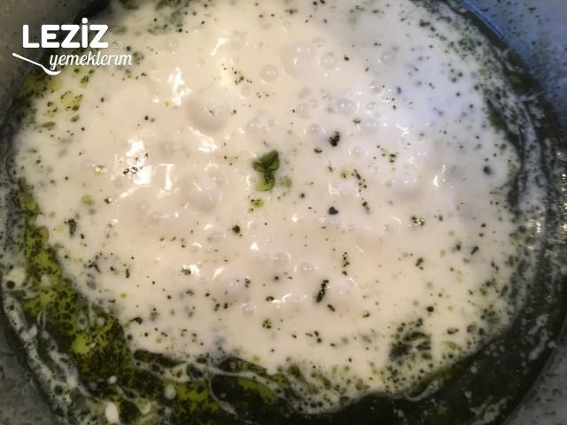Nefis Yoğurt Çorbası Nasıl Yapılır?