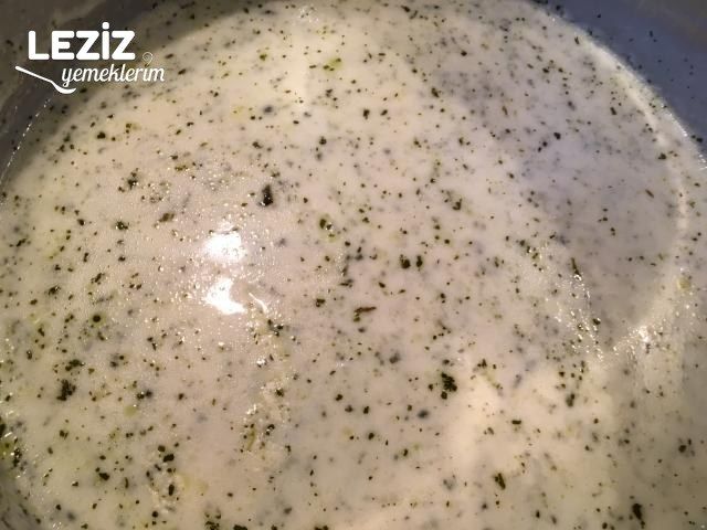 Nefis Yoğurt Çorbası Nasıl Yapılır?