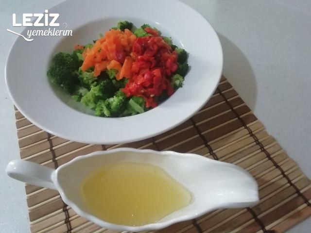 Zeytinyağlı Brokoli Salatası