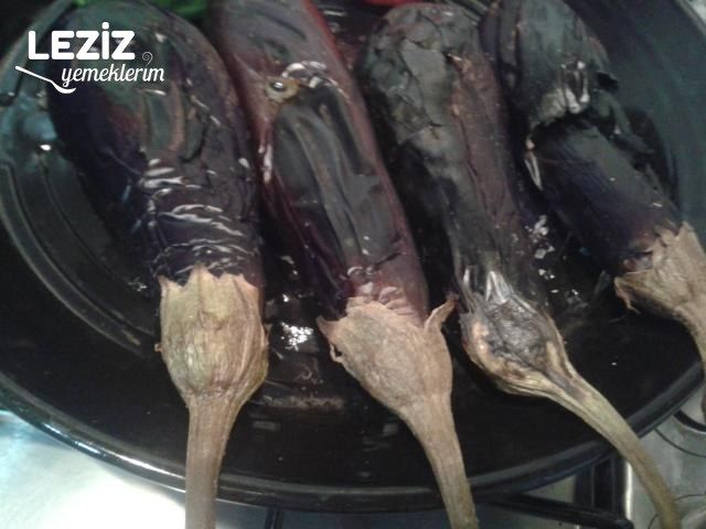 Közlenmiş Patlıcan Yoğurtlaması