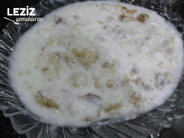 Közlenmiş Patlıcan Yoğurtlaması