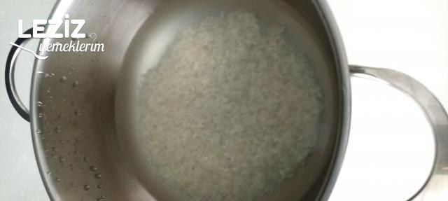 Tam Ölçülü Fırın Sütlaç Nasıl Yapılır