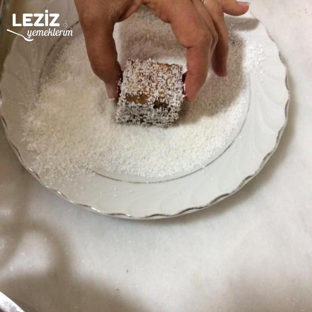Borcamda Lokum Kek Leziz Yemeklerim